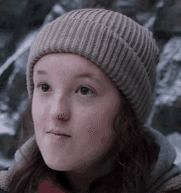 Bella Ramsey Ellie GIF