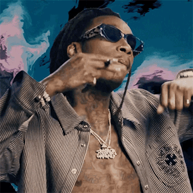 Dancing Wiz Khalifa GIF