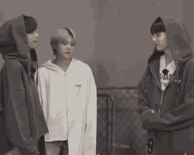 Dynataees Taekook GIF