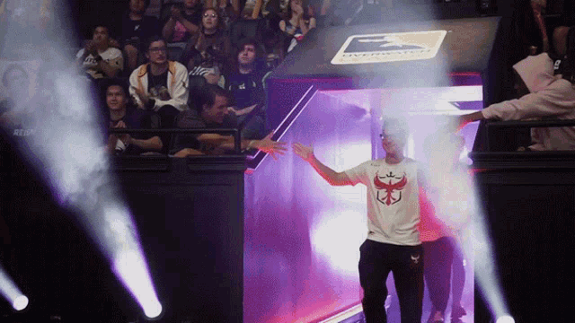 Entrance Team GIF