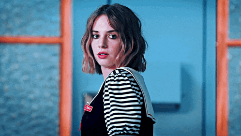 Robin Buckley Stranger Things GIF