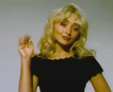 Sabrina Carpenter Wave GIF