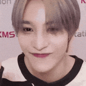 Wayv Yangyang GIF
