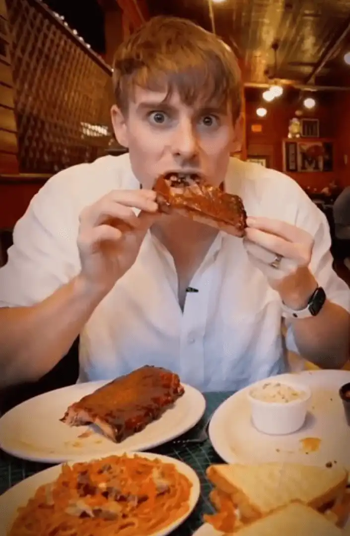 Brittish trying ribs first time meme