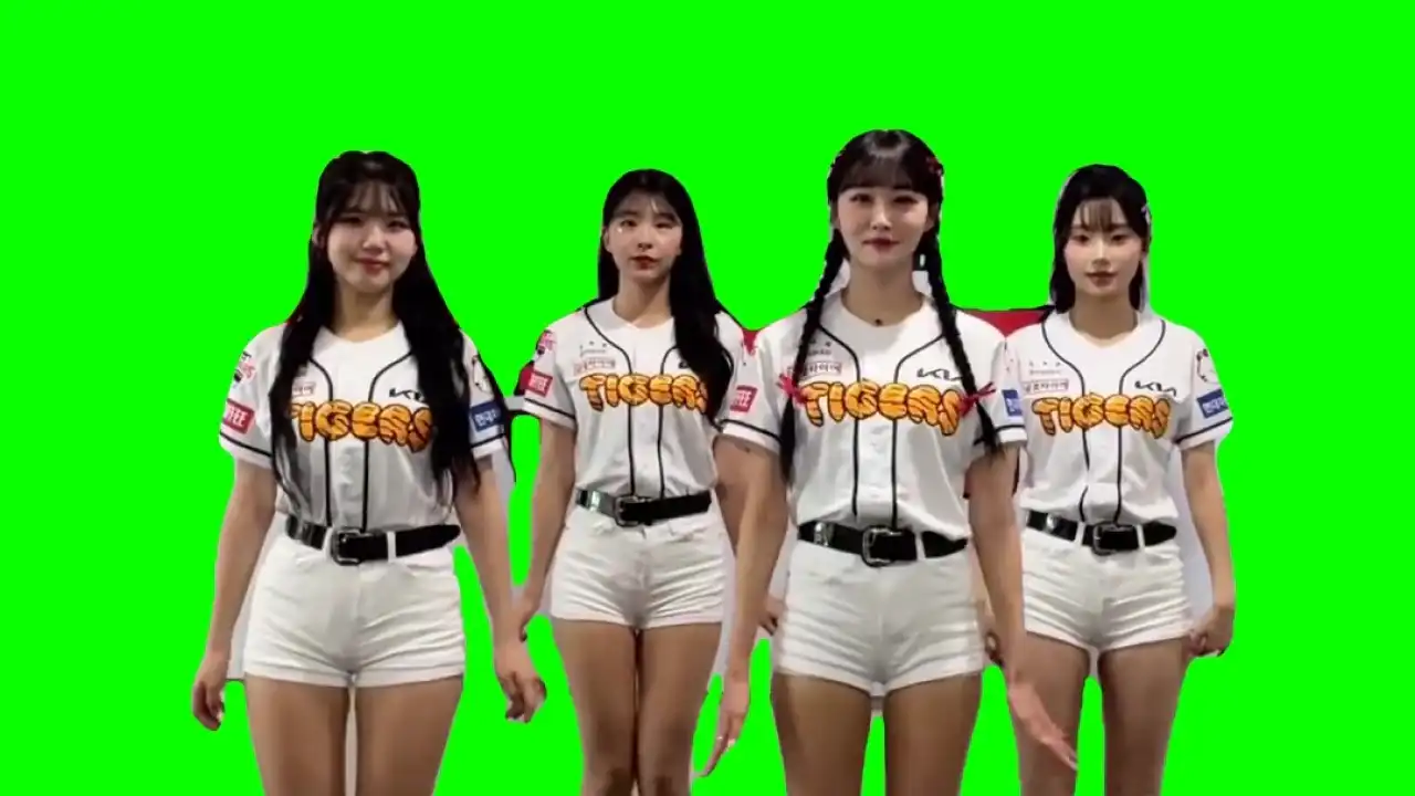 Cheerleaders pikki pikki dance green screen