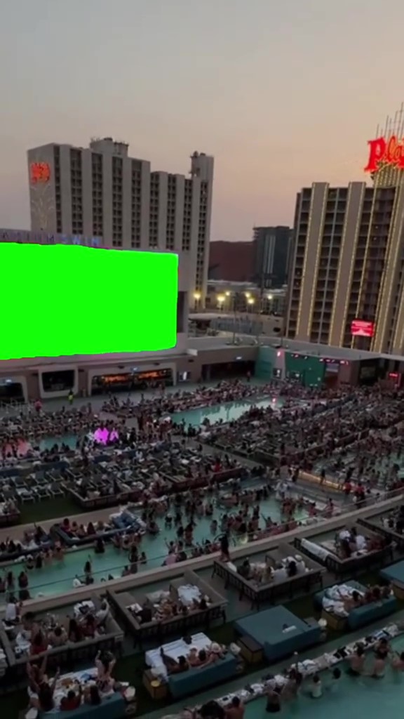 Crowd react to a screen Meme Green Screen