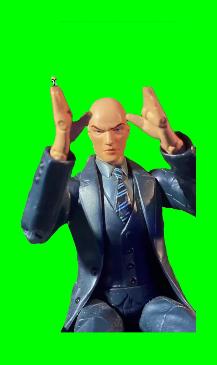 Explaining Meme Green Screen