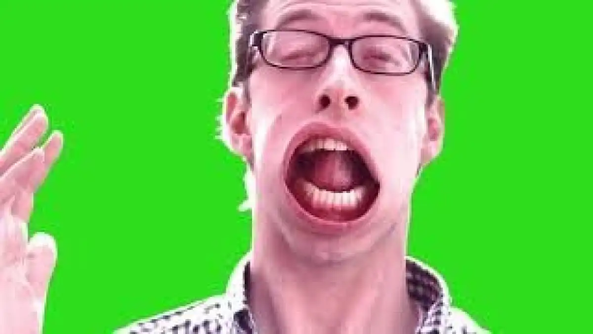 Face blown green screen