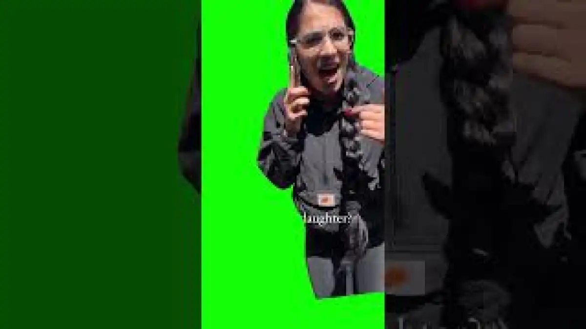 Give it to U Green Screen