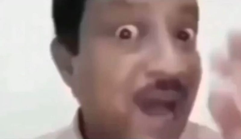 Inki Amma Behen Pe Aa Jaunga Mai Meme