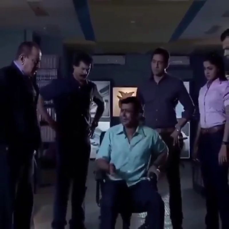 Kiske Liye Kaam Karte Ho Tum Meme