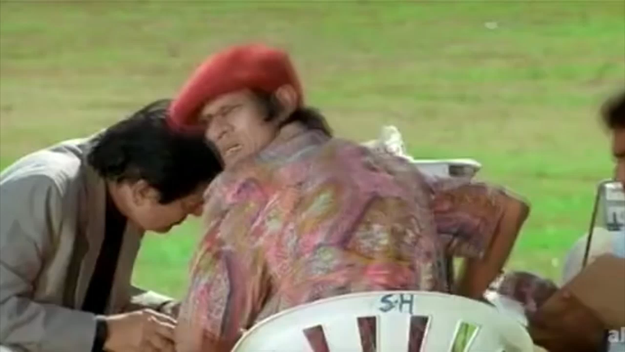 Kon Bhonk Raha Hai Badtameez Meme Video
