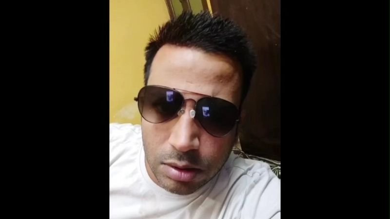 Puneet Superstar removing sun glasses Funny Memes Video