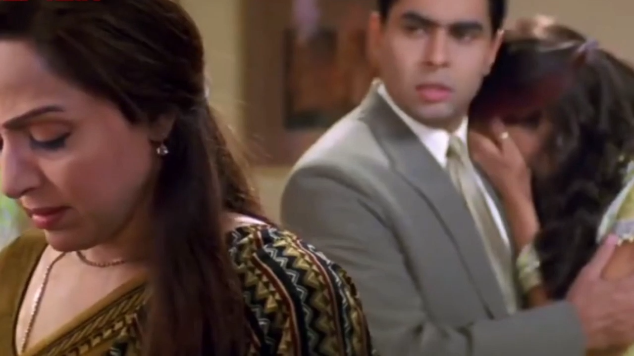 Rula Diya Na Bechari Ko Meme