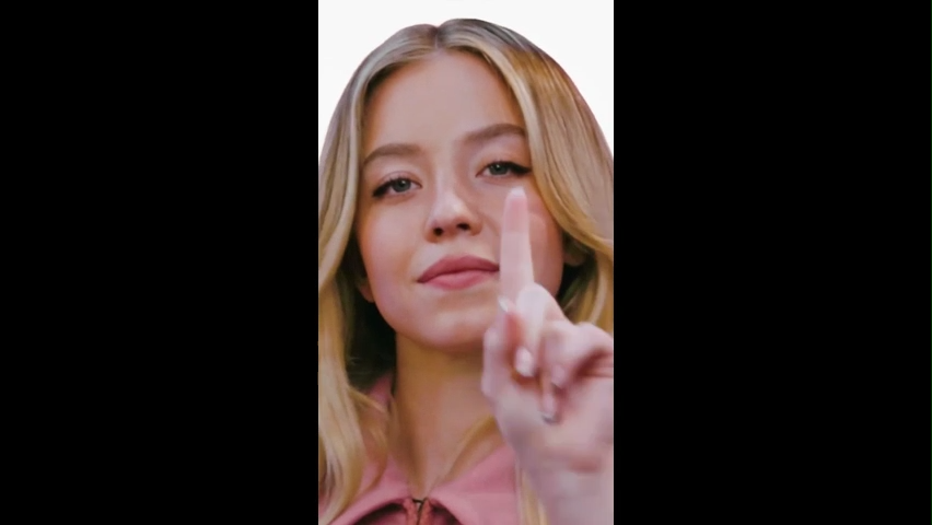Sydney Sweeney Bai Green Screen Meme Video