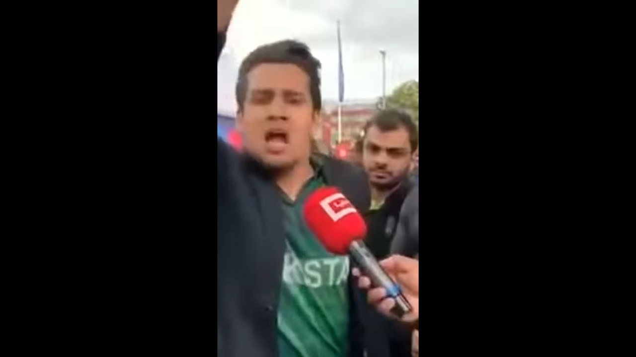 Waqt Badal Diya Meme Video